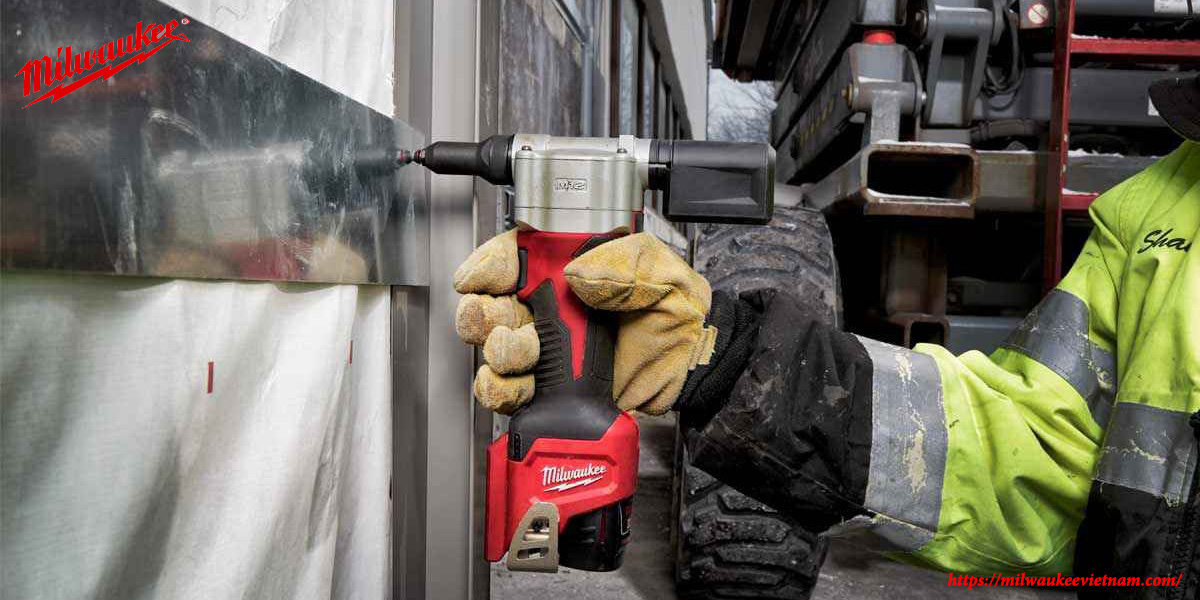 Máy bắn đinh rút M12 BPRT mạnh mẽ chất lượng cao của Milwaukee