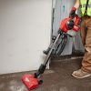 Hình ảnh thi công máy hút bụi cầm tay Milwaukee M18 FCVL trong thực tế
